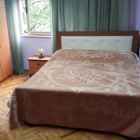 Beautiful Apartament Τίρανα